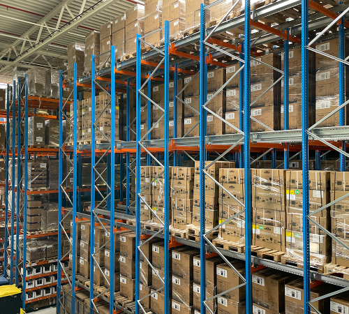 Für Grillfürst übernimmt B+S die Logistik hin zum Endkunden, inklusive Lagerung und Belieferung der verschiedenen Points of Sale.